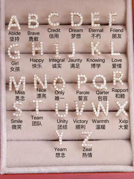 pulsera_letras_diamantes_fina1