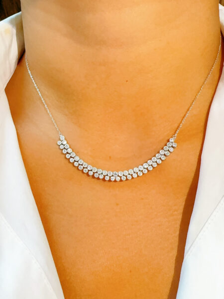 Collar brillantes biselados intercalados